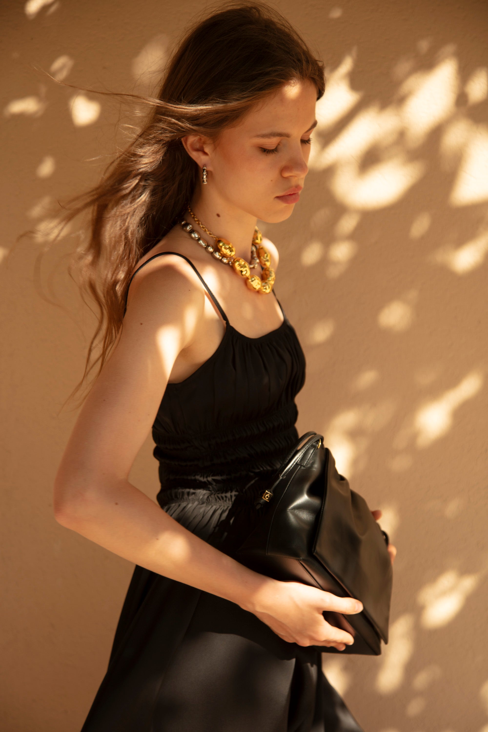 HAZEL CLUTCH