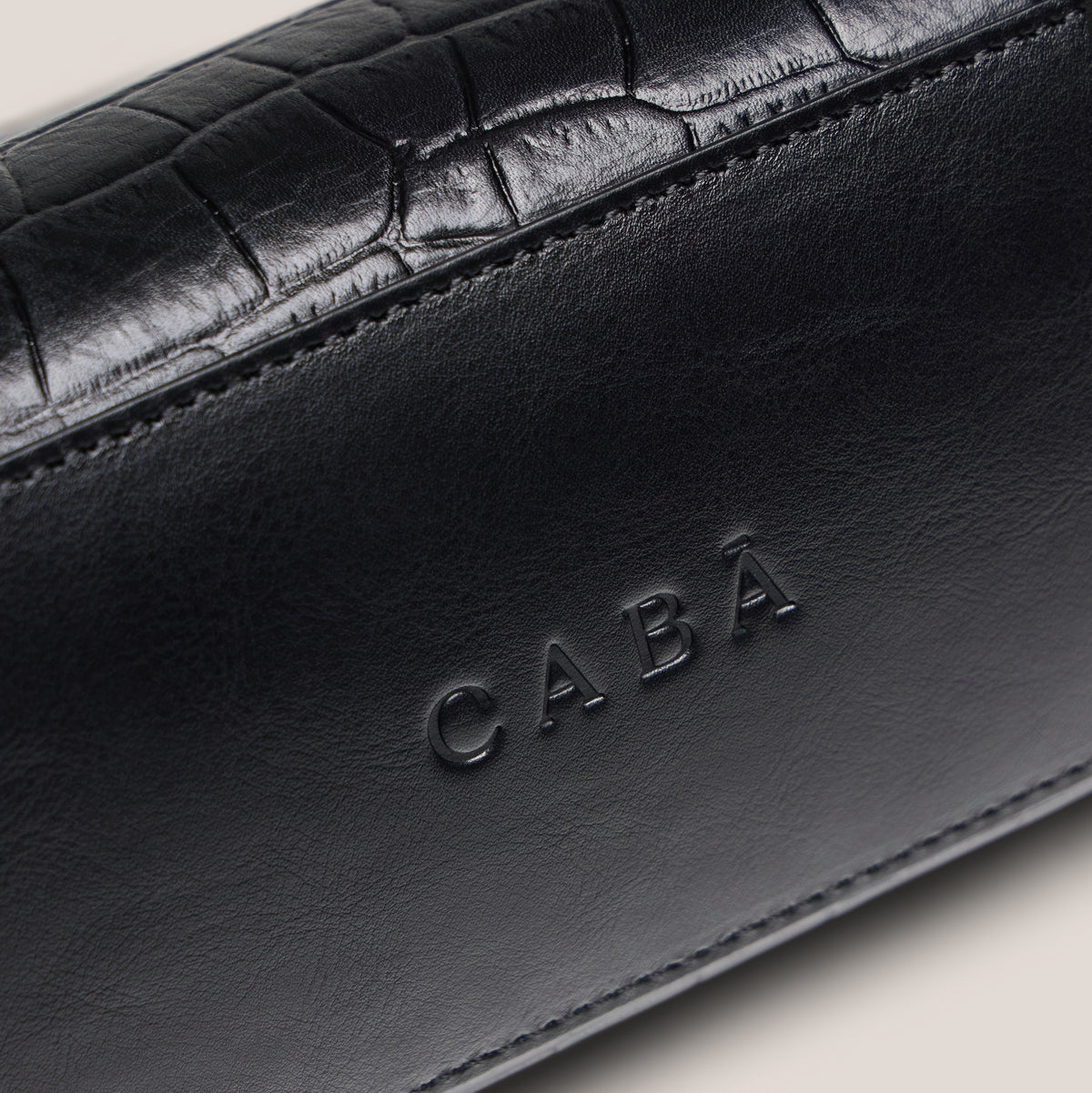 LUNA CLUTCH CROCO