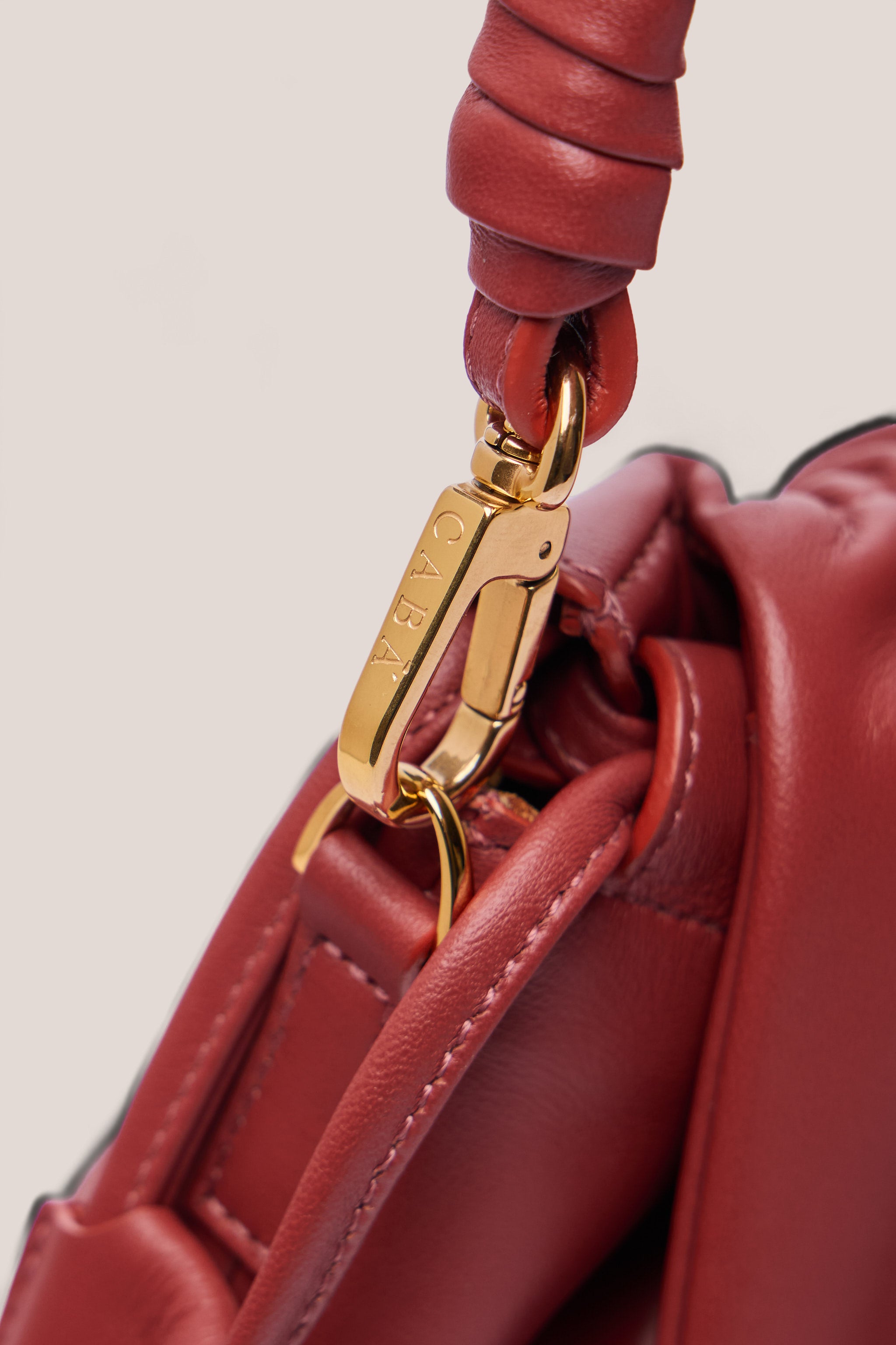 HAZEL CLUTCH