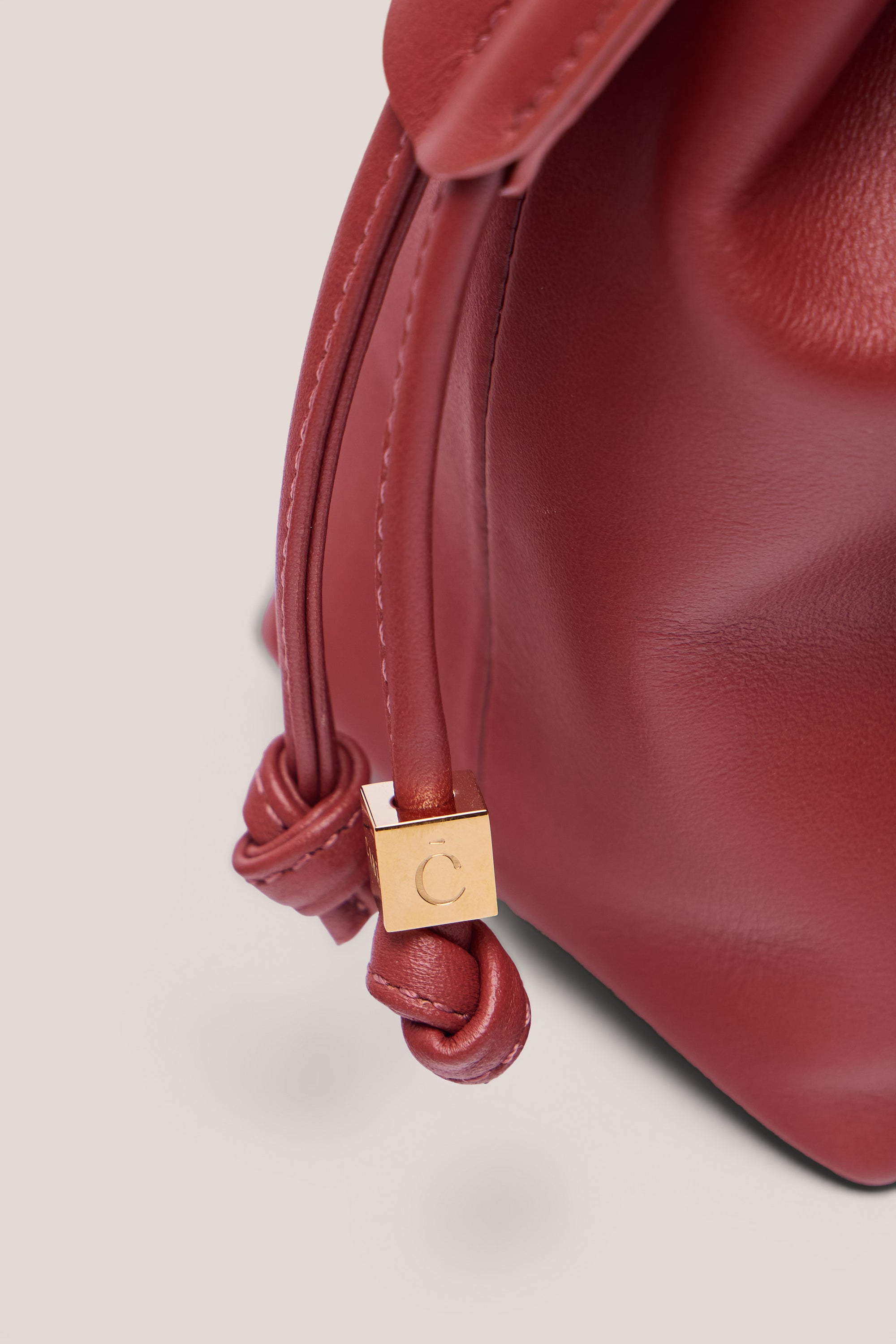 HAZEL CLUTCH