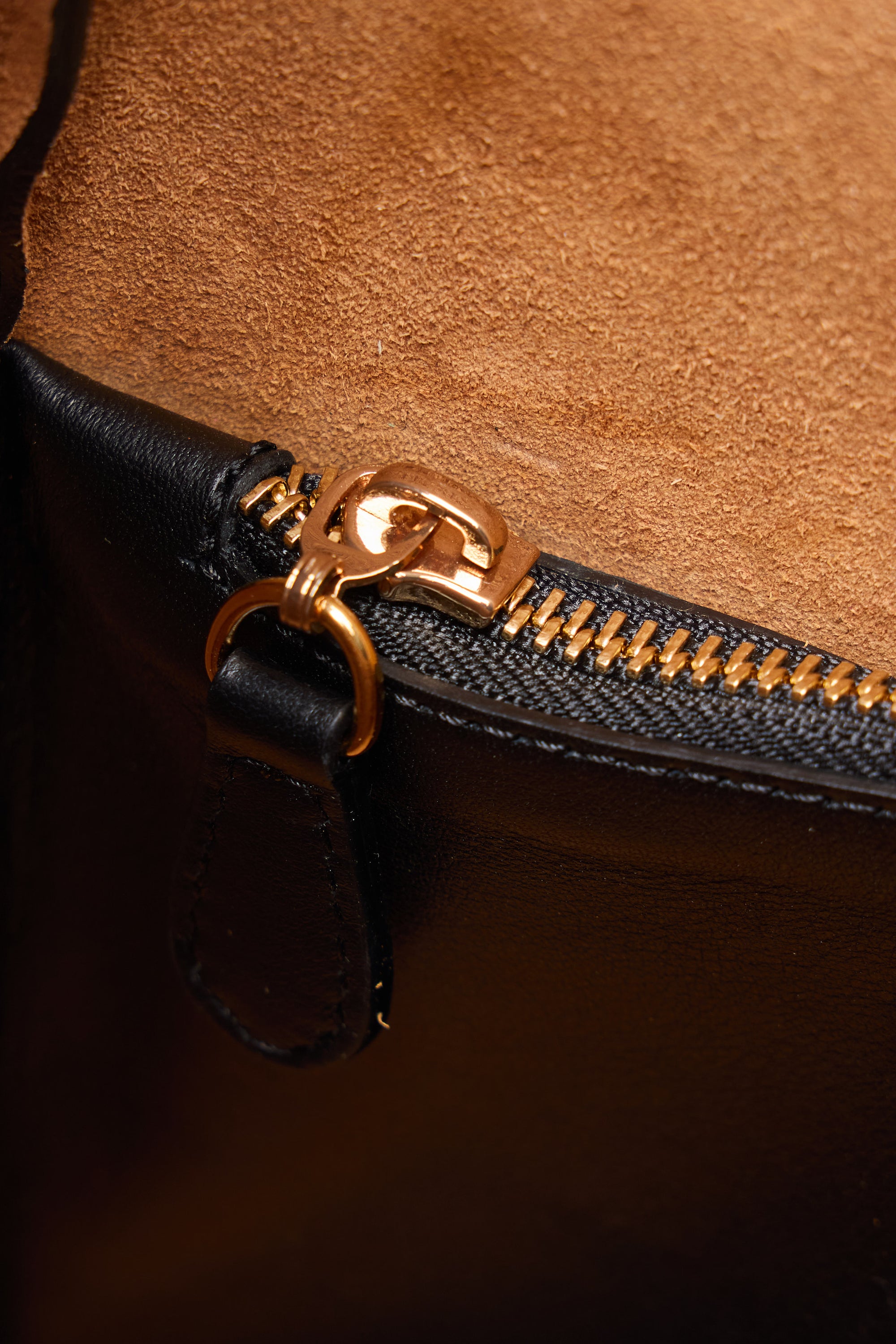 BLOSSOM HOBO BAG