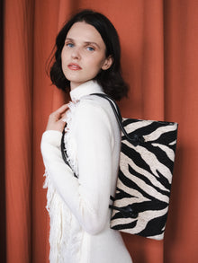TER EAST-WEST BAG ZEBRA