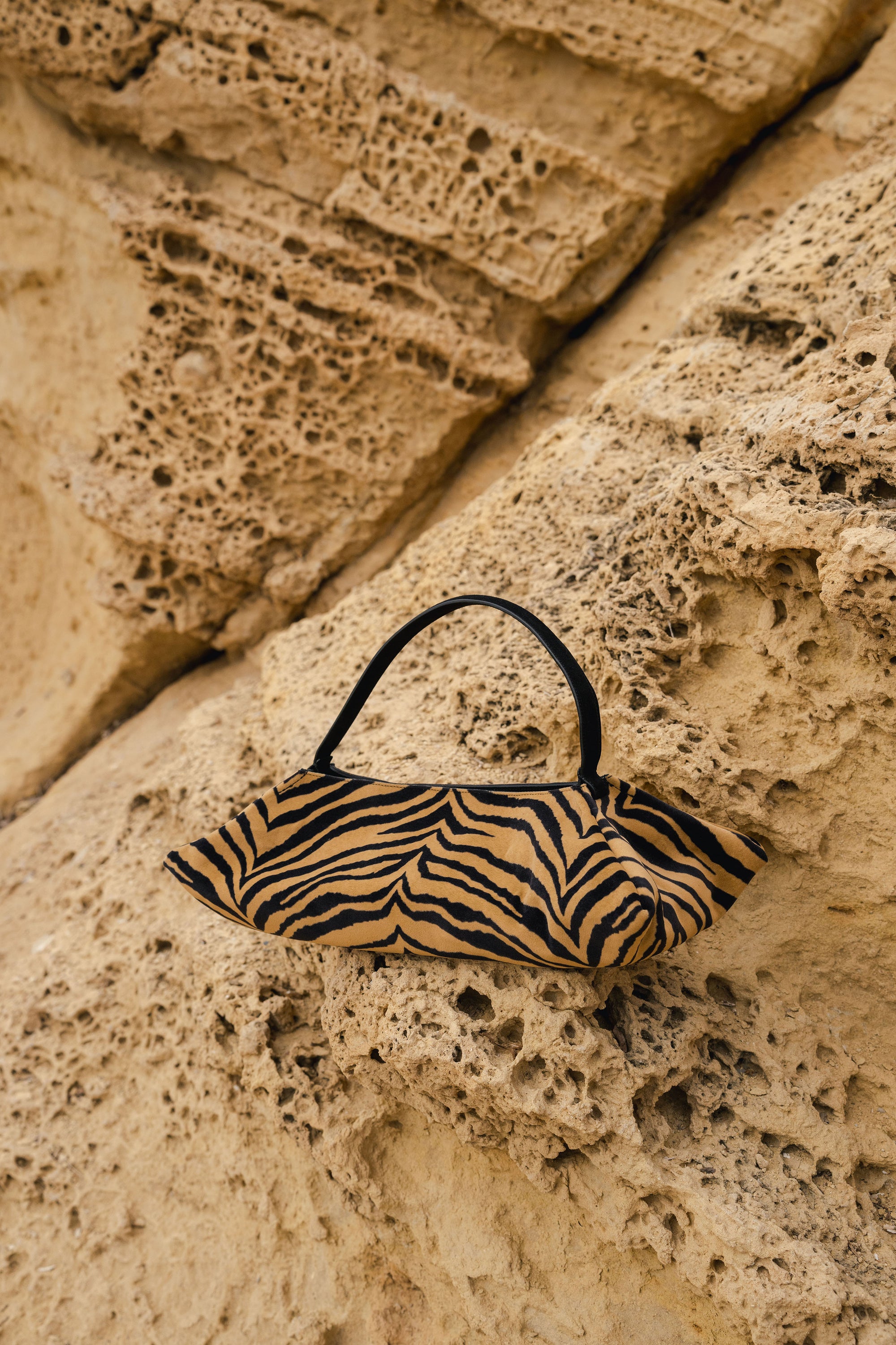 AMBER FOLD BAG - CABĀ x Jessica K