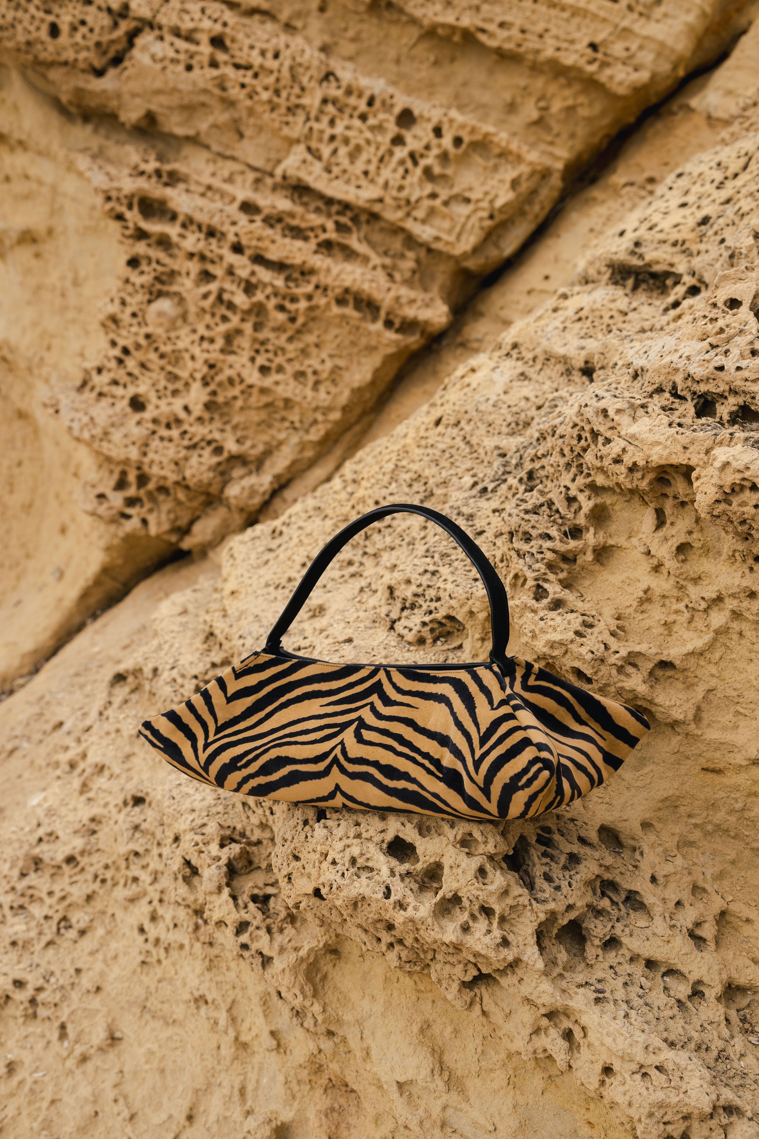 AMBER FOLD BAG - CABĀ x Jessica K