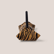 AMBER FOLD BAG - CABĀ x Jessica K