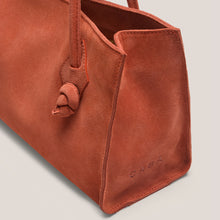 TER EAST-WEST SUEDE EDITION