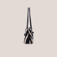 TER EAST-WEST BAG ZEBRA