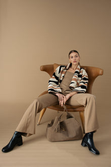 Taupe